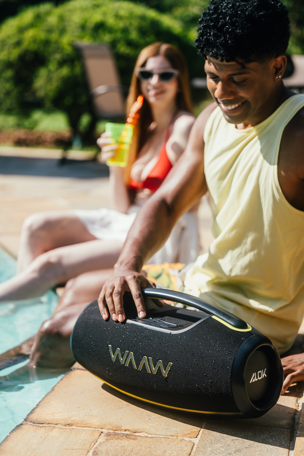 Caixa de Som Bluetooth Boombox WAAW Hyperboom 1000